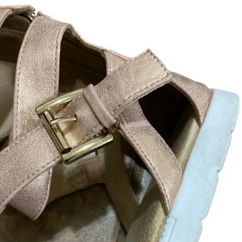 Sale firm @ Bullboxer B52 Ella  Vegan Leather Strappy Open Toe in size 7
